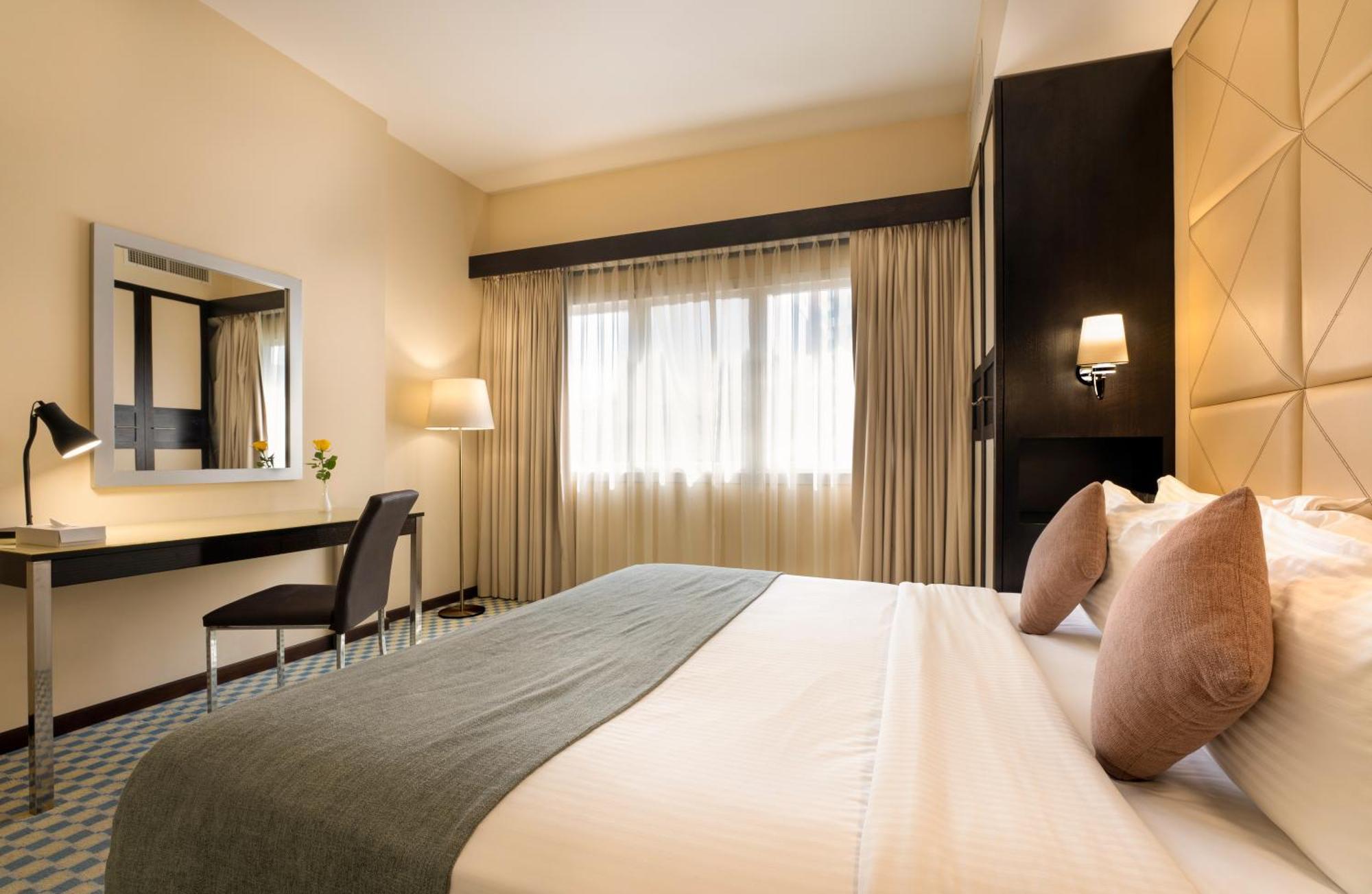 Grand Two Bedrooms Suite