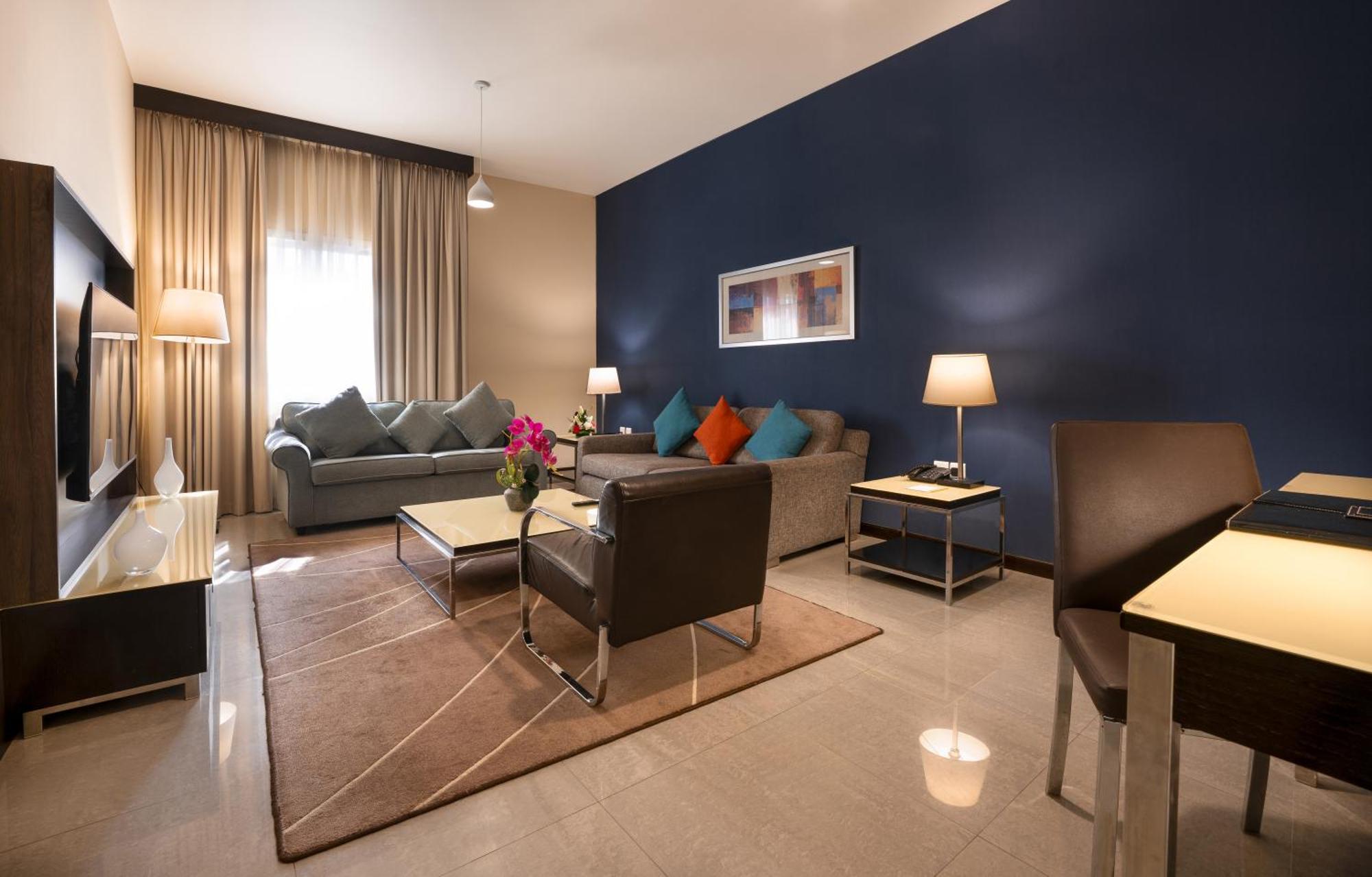 Grand Two Bedrooms Suite